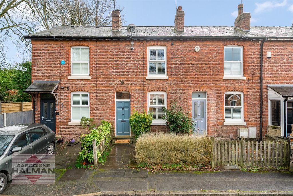 Property photo 1 of 17 (Main)