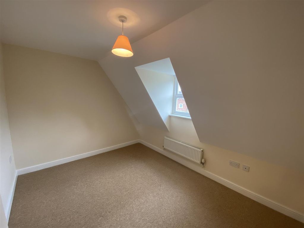 Property photo 3 of 10 Img_0156.Jpg