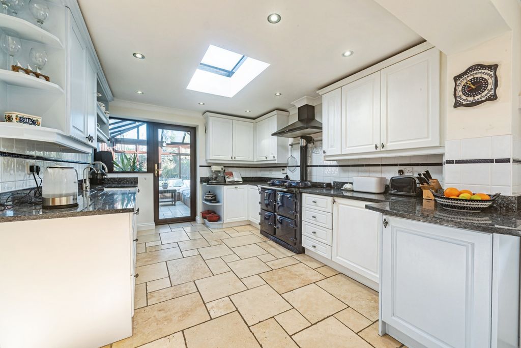 Property photo 3 of 20 Photo #3