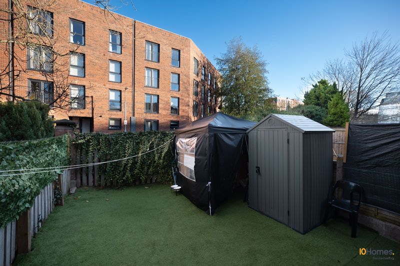 Property photo 2 of 15 Photo 5