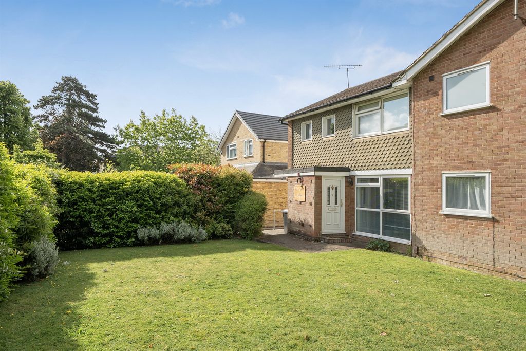 Property photo 1 of 9