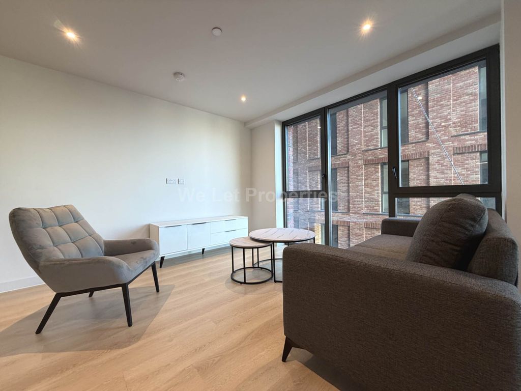 Property photo 3 of 46