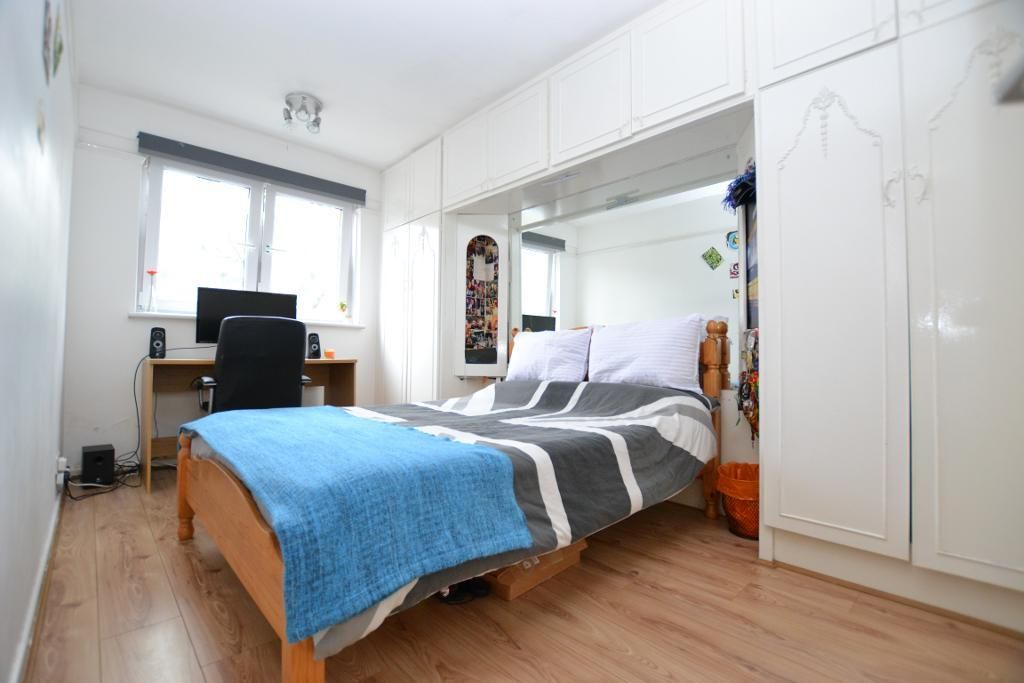 Property photo 3 of 11