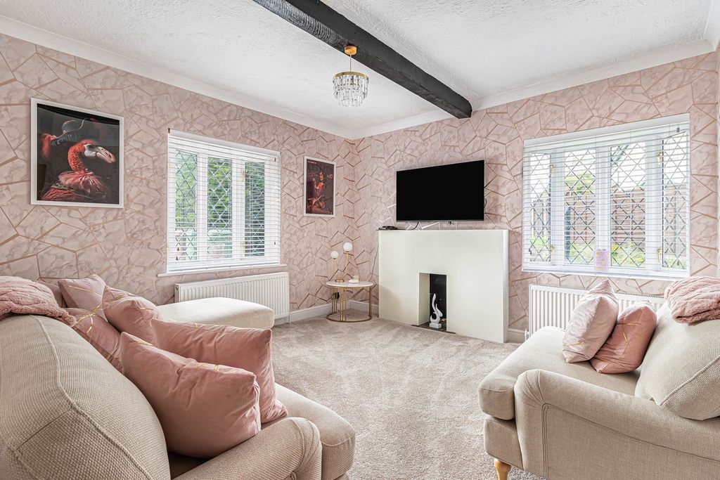 Property photo 2 of 19