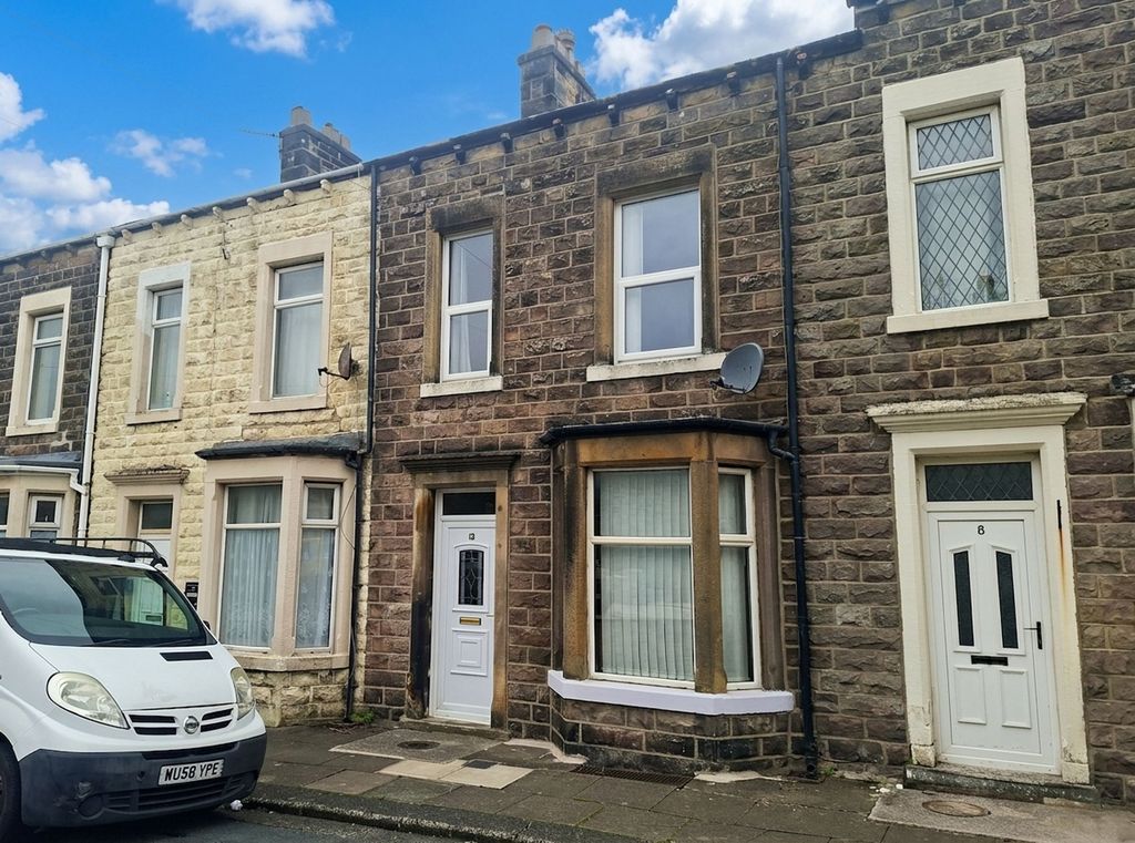 Property photo 1 of 16 Welcome To Leyster Street