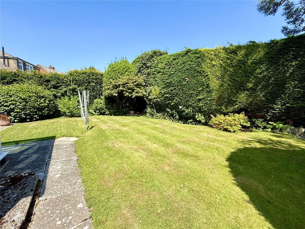 Property photo 2 of 16 Picture No. 23