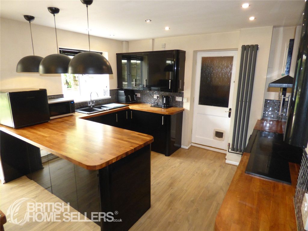 Property photo 2 of 16 Picture No. 07