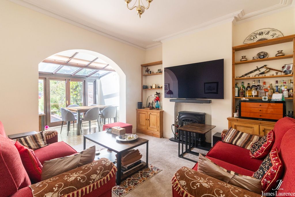 Property photo 1 of 34 8X1A0576-Hdr