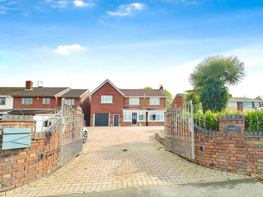 Property photo 1 of 50