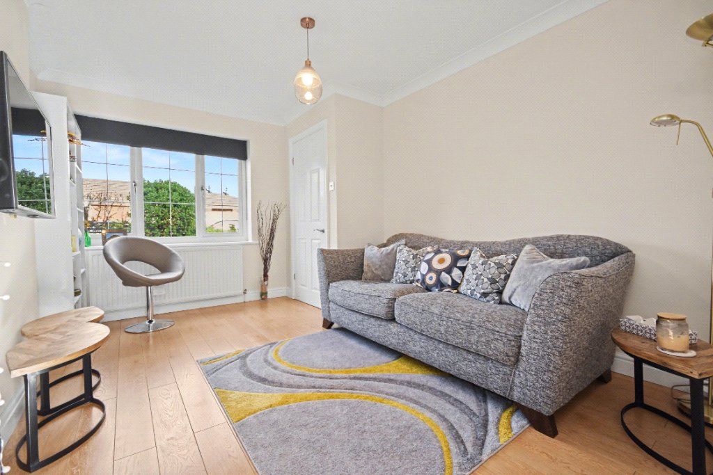 Property photo 2 of 17 Picture No. 12