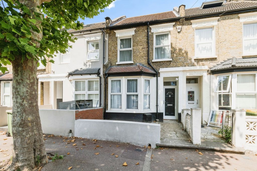 Property photo 1 of 18 Pbox-Img.Jpg