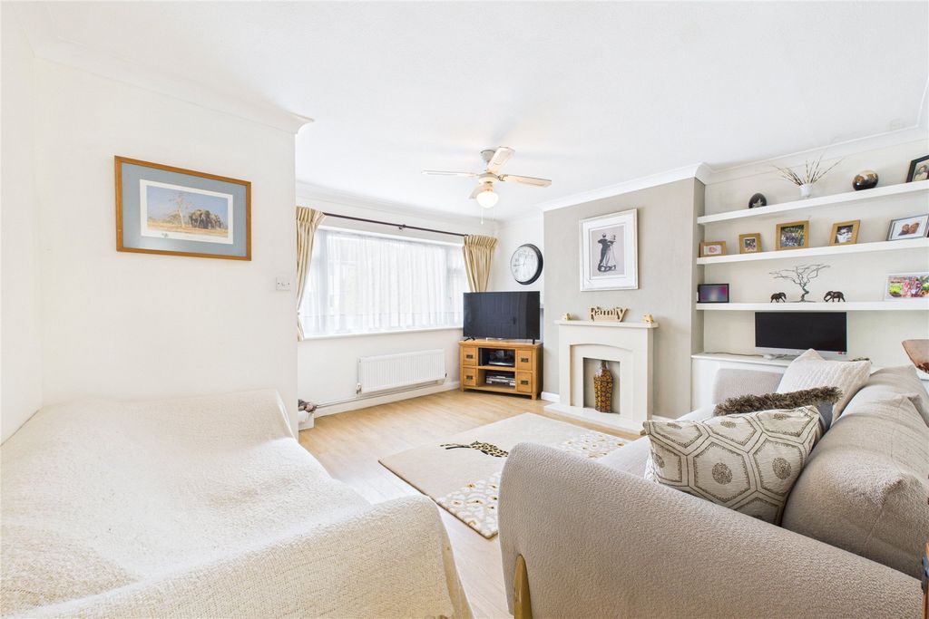 Property photo 3 of 16 Picture No. 05