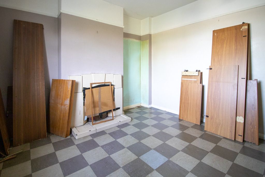Property photo 3 of 17 5126625