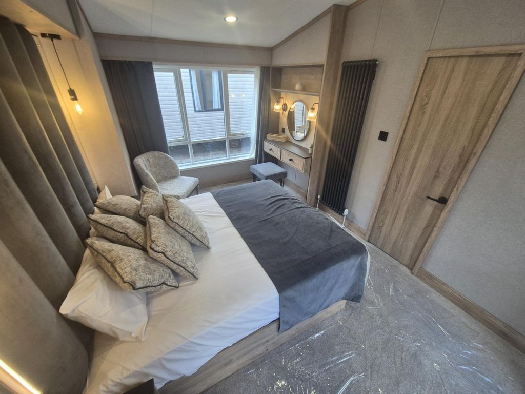 Property photo 3 of 6 Fcb61001 F260 4201 Aadd 3d24F6635d90.Jpg