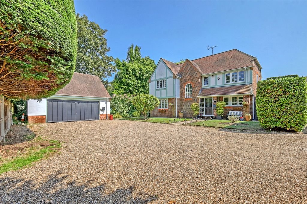 Property photo 1 of 42 Picture No. 01