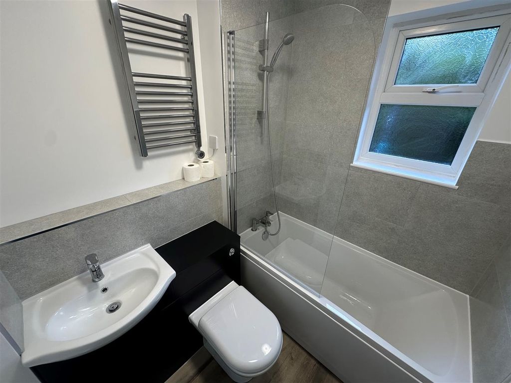 Property photo 2 of 5 Bathroom 1.Jpg