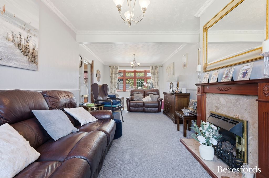 Property photo 3 of 27 Picture No. 13