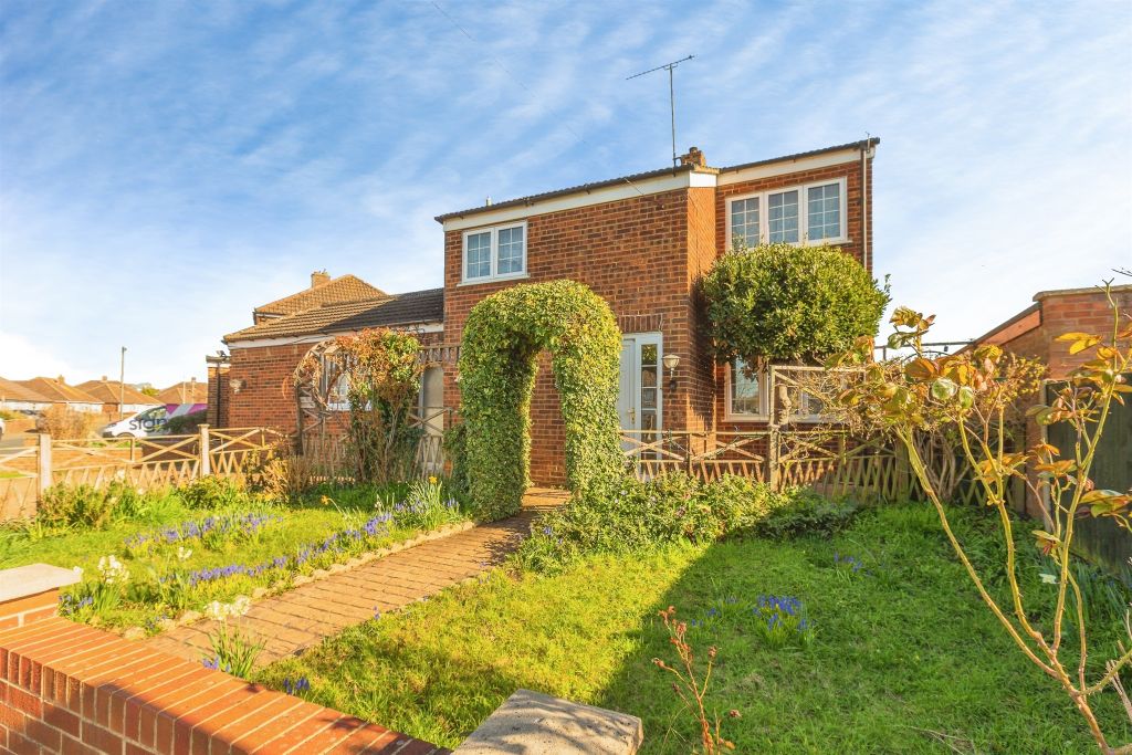 Property photo 1 of 21