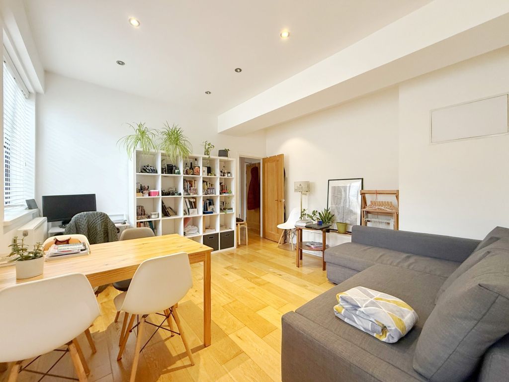 Property photo 1 of 6 Picture No. 05