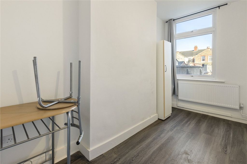 Property photo 3 of 12 Picture No. 04