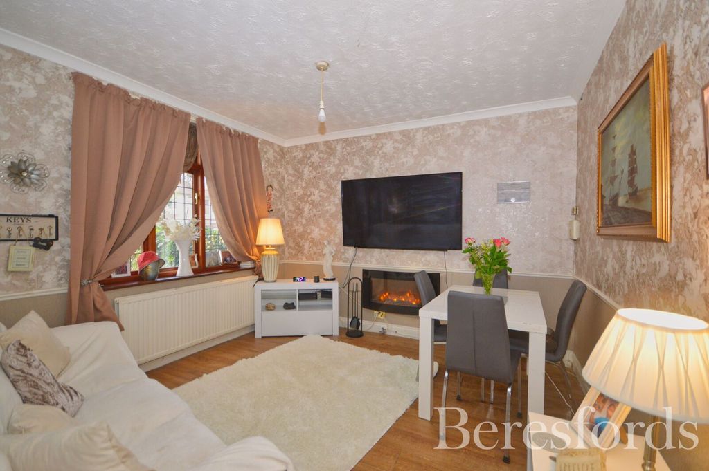 Property photo 2 of 11 Picture No. 04