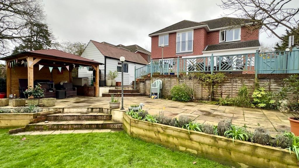 Additional image 23 of 5 bed detached house for saleBlackbrook Park Avenue, Fareham PO15