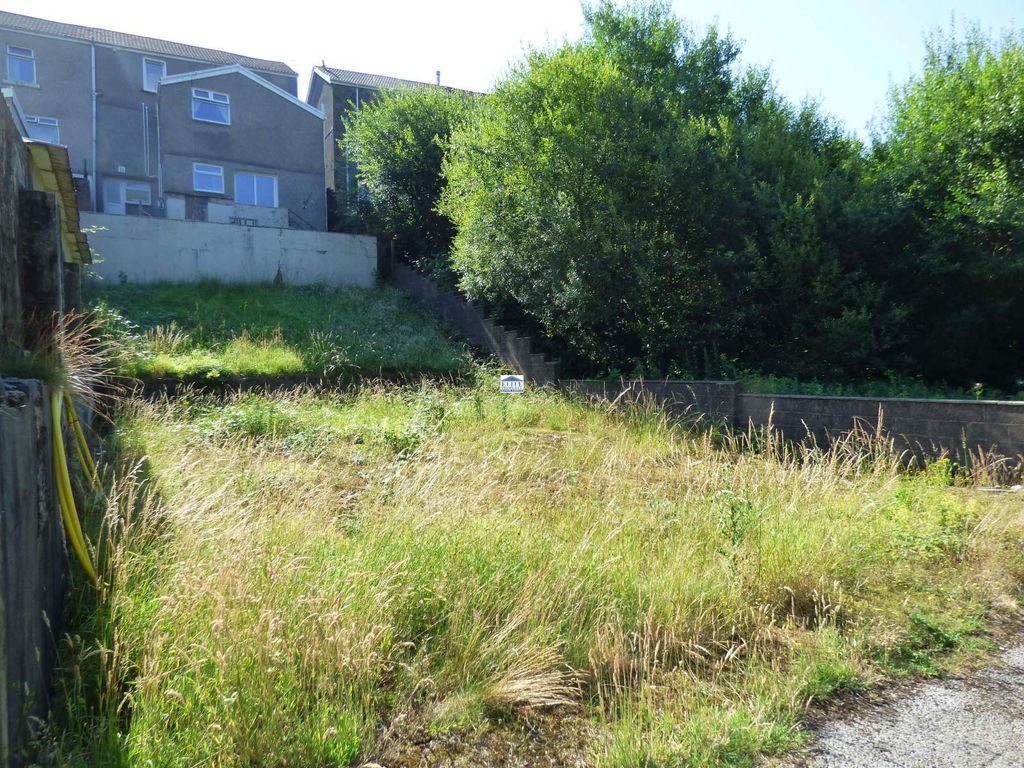 Property photo 2 of 21 Rear Garden