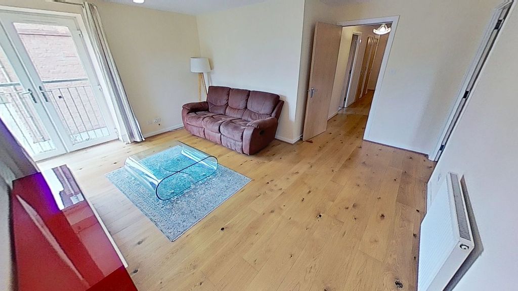 Property photo 2 of 13 Picture No. 27