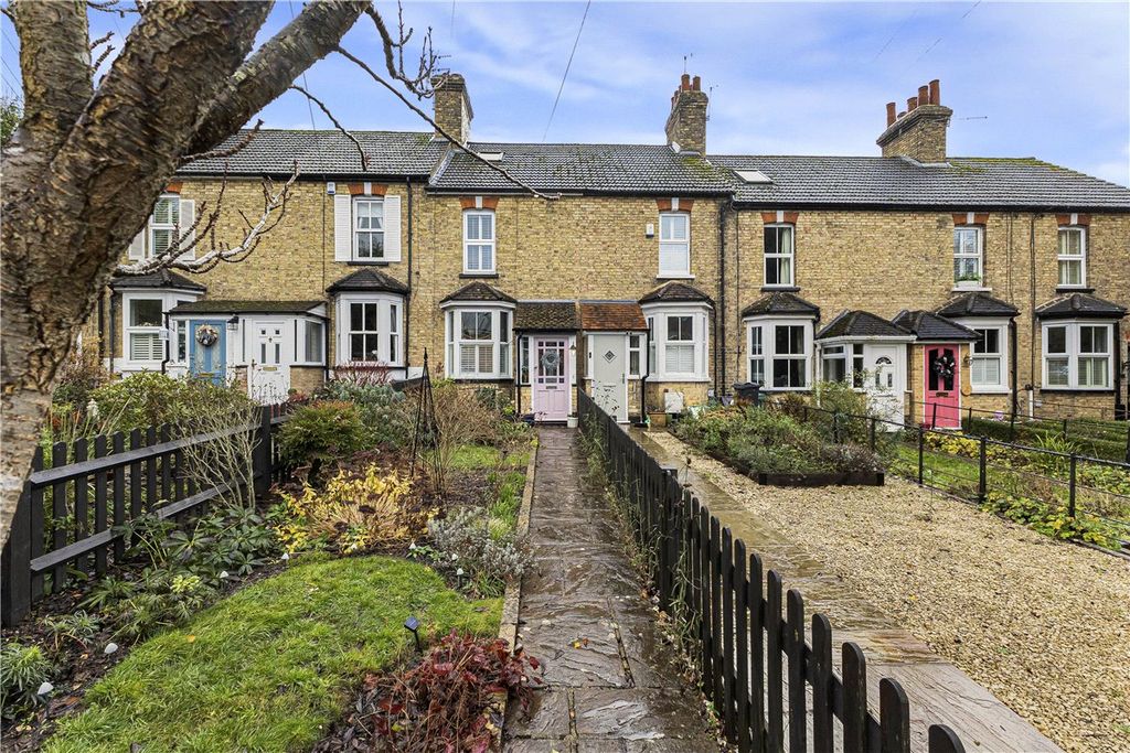 Property photo 1 of 27 Picture No. 01