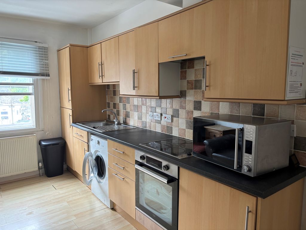 Property photo 3 of 3