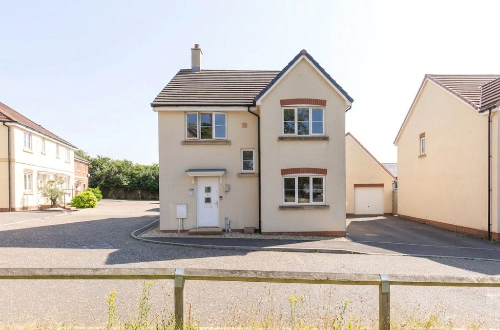 Property photo 1 of 25 Picture No. 28