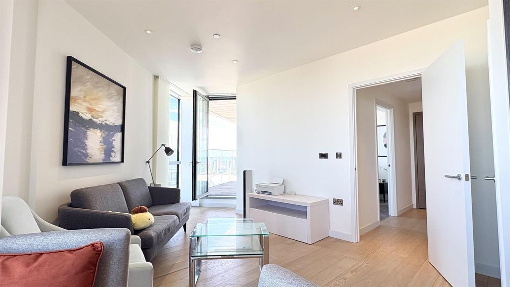 Property photo 2 of 12 6A4664E58B9ce597A9Aa3Eb2_9A90d802d78Ff154d04E1A285