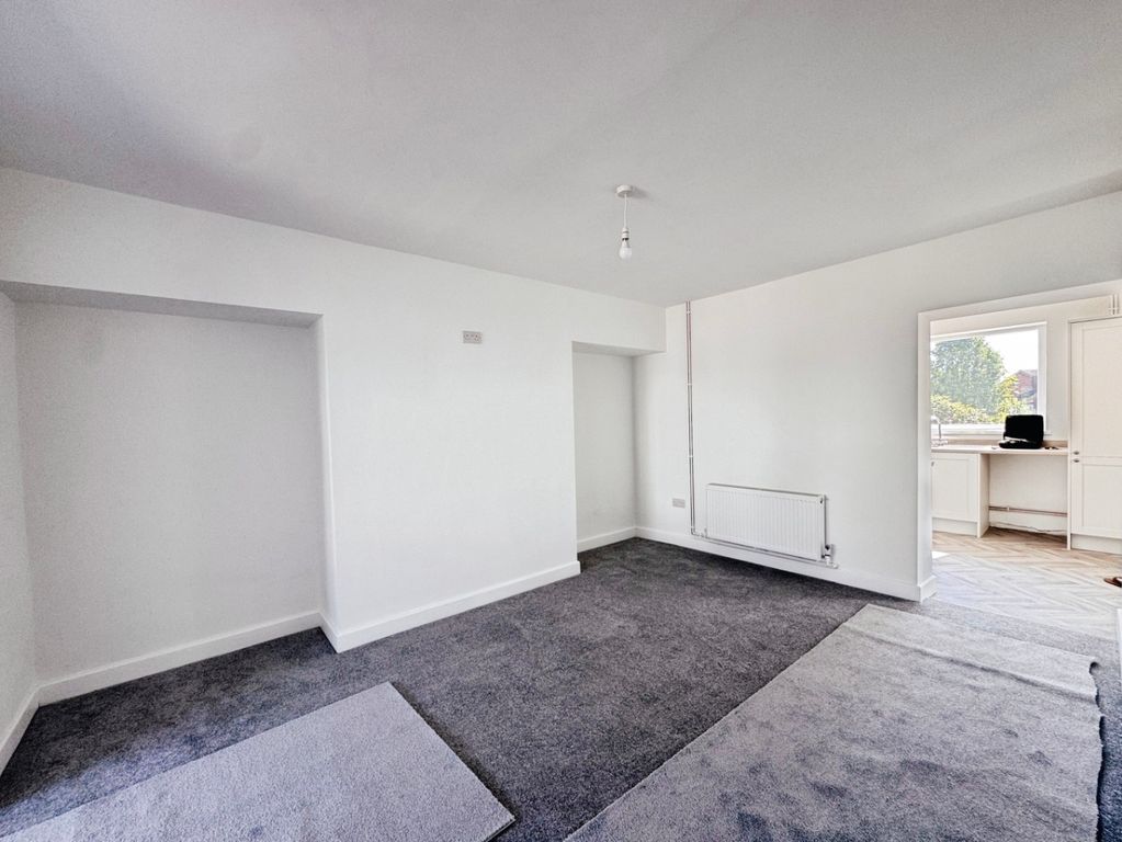 Property photo 3 of 23 5411163