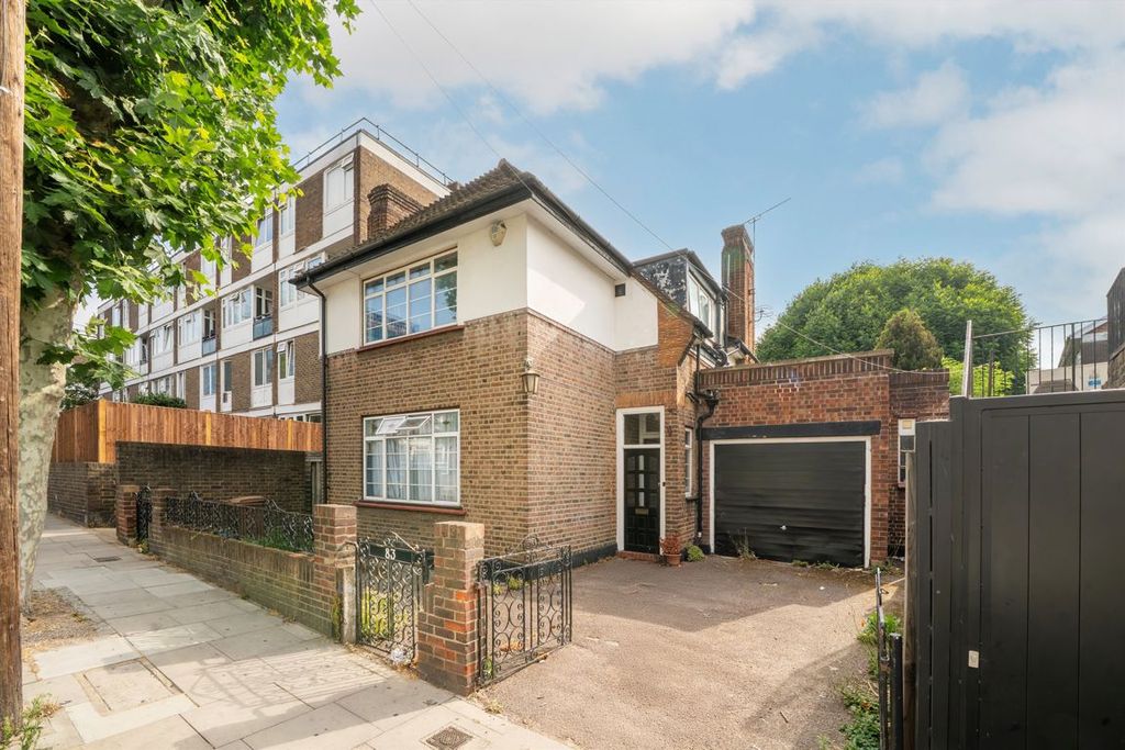 Property photo 1 of 6