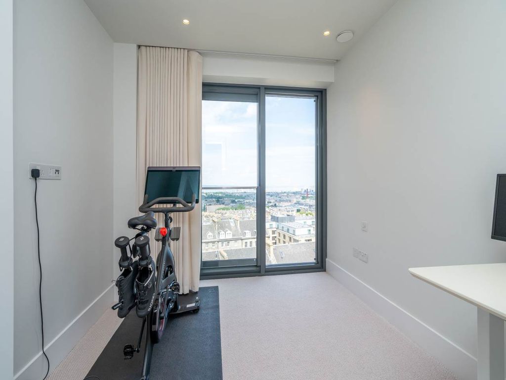 Additional image 22 of 3 bed flat for saleSt. James Place, Edinburgh EH1