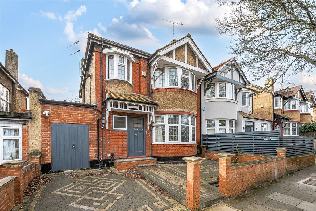 Property photo 1 of 24 Picture No. 01