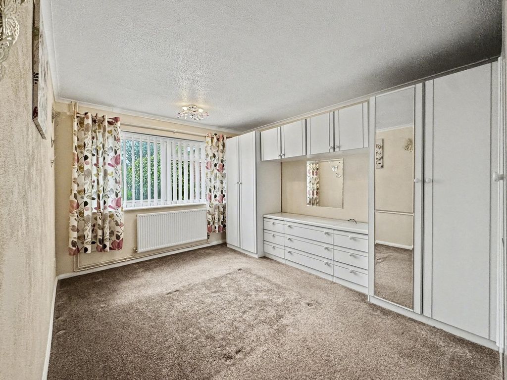 Property photo 3 of 20