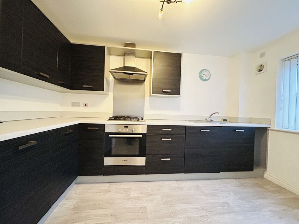 Property photo 3 of 13 Img_4073