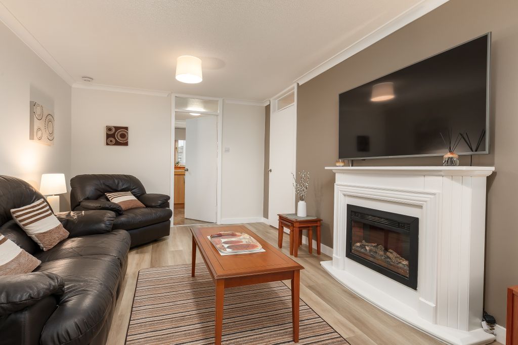 Property photo 3 of 10 Property Image 3