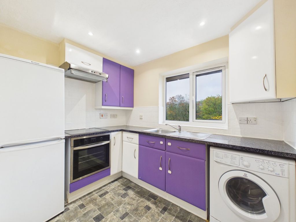 Property photo 2 of 15 Kitchen