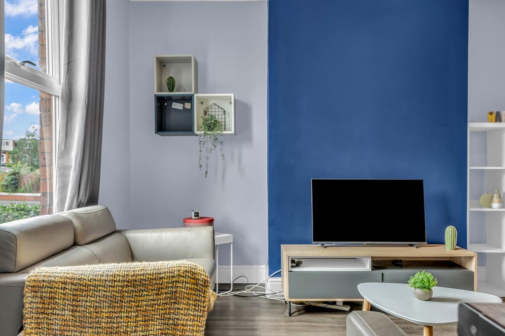 Property photo 3 of 13 Property Photo