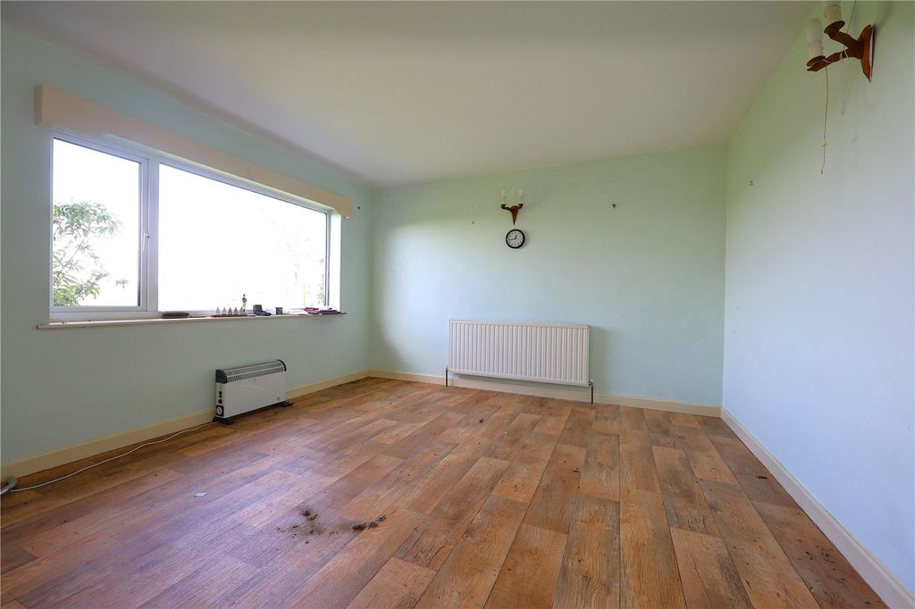 Property photo 3 of 20 Picture No. 12