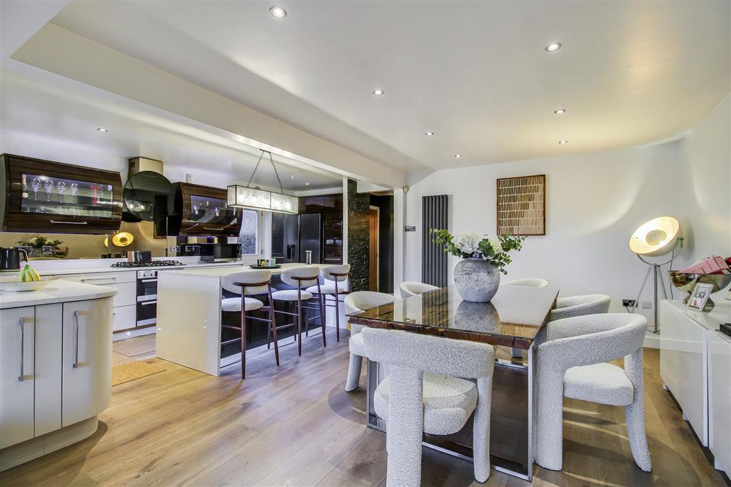 Property photo 3 of 19 Open Plan Living Kitchen Diner