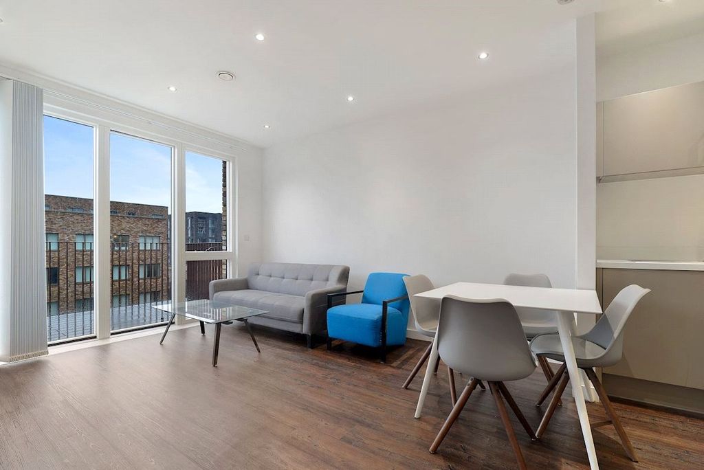 Property photo 1 of 9 Picture No. 09