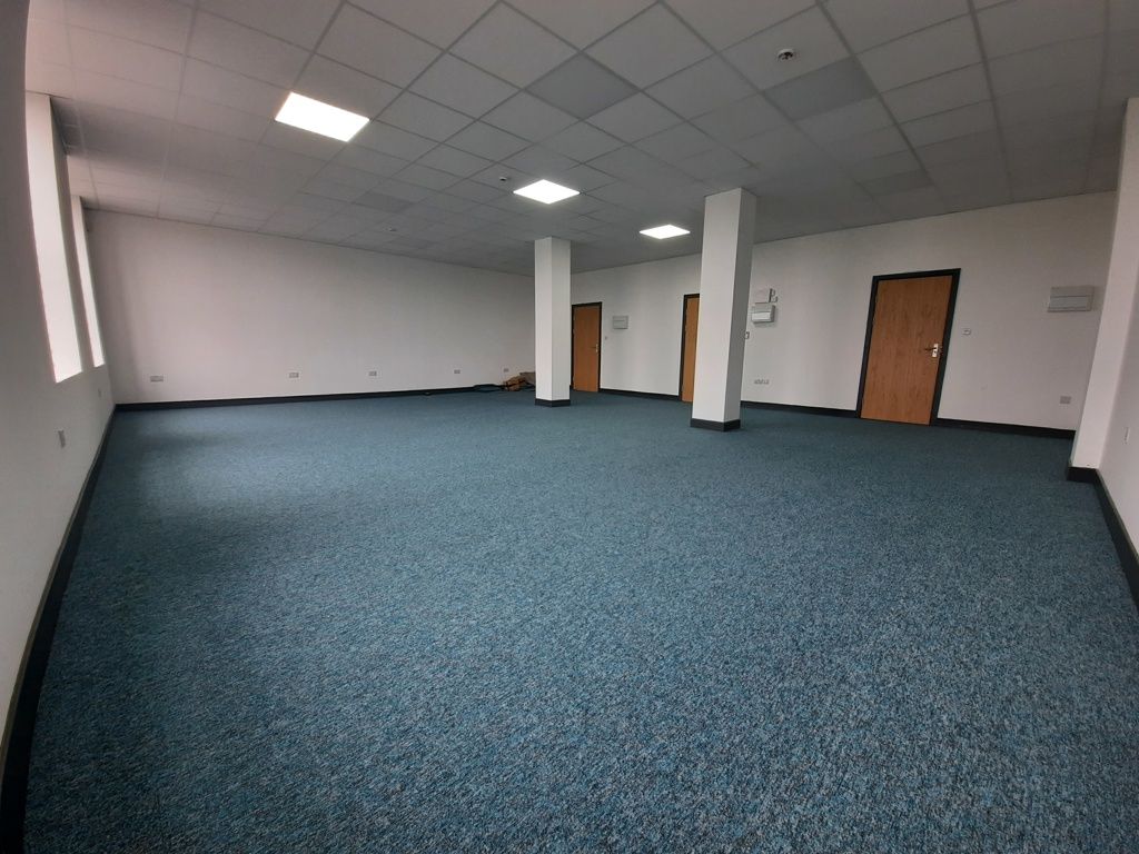 Property photo 2 of 10 Photo 3