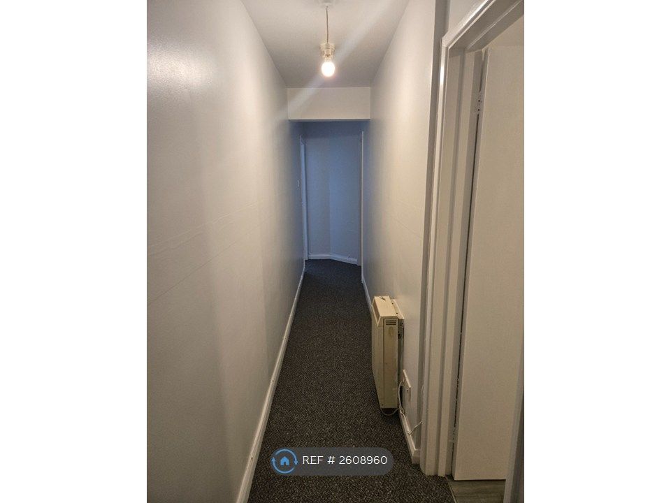 Property photo 2 of 4 Entrance Hall