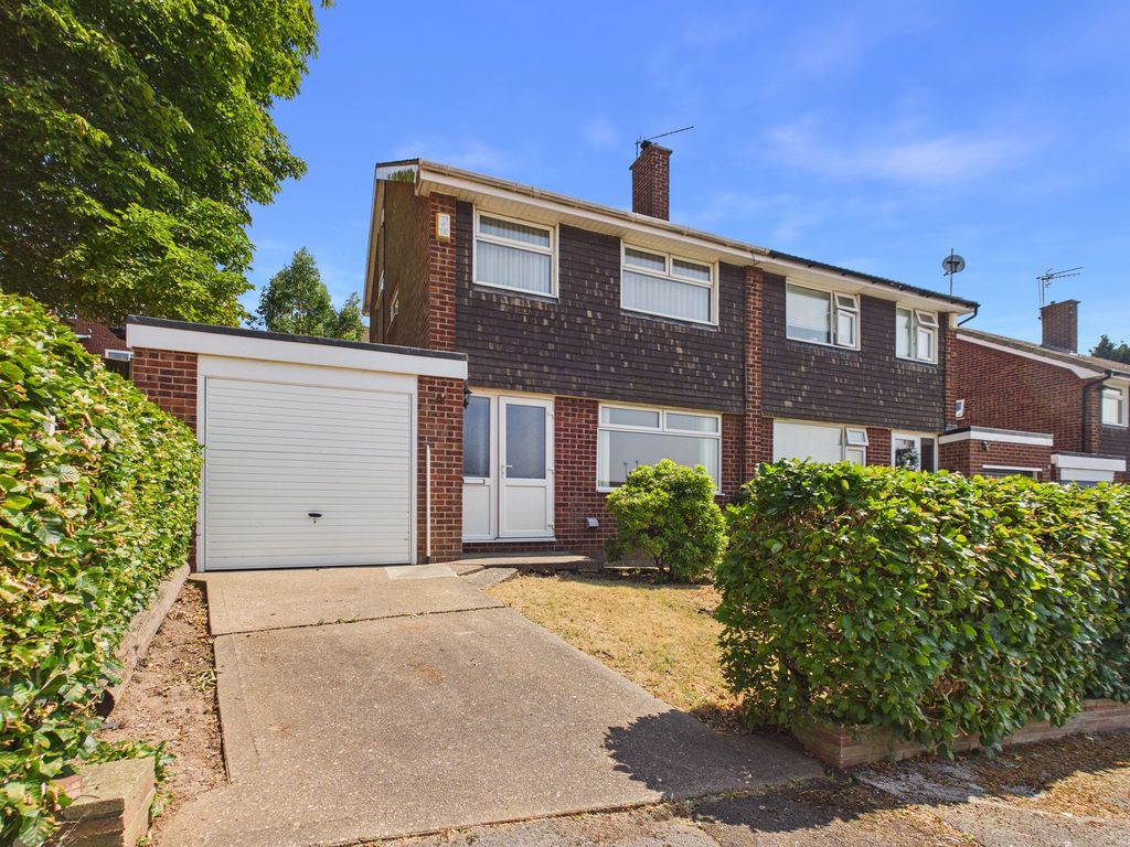 Property photo 1 of 19 Front