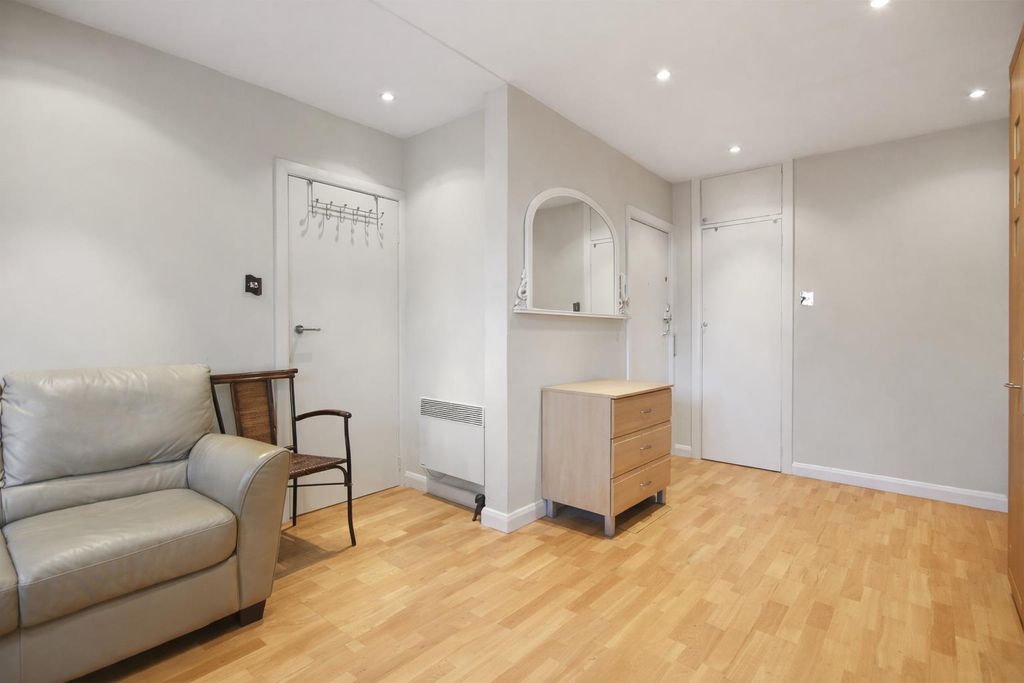 Property photo 2 of 7 05Dcafec-Adb9-4A7d-9Db1-A1866F77dcc0.Png