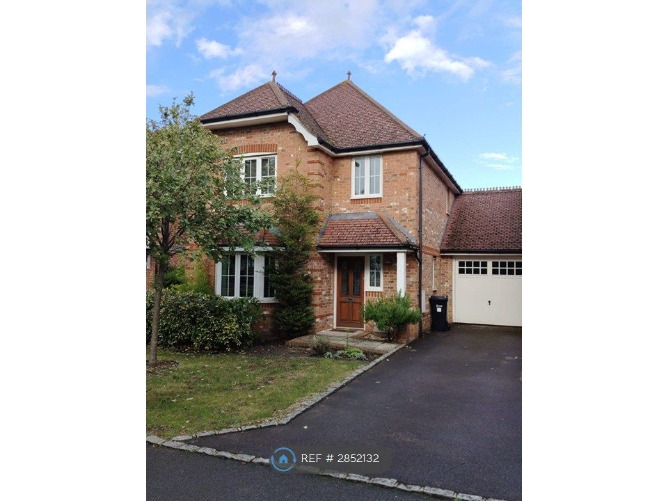 Property photo 2 of 27