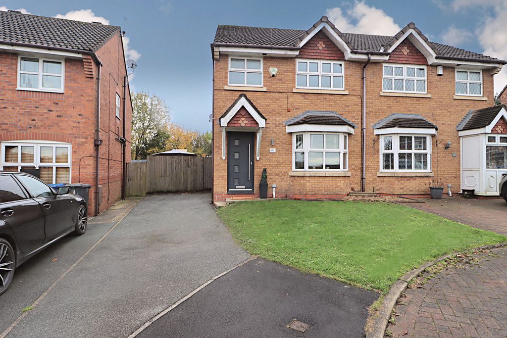 Property photo 1 of 16